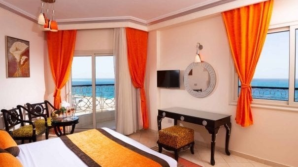 Sphinx Aqua Park Beach Resort